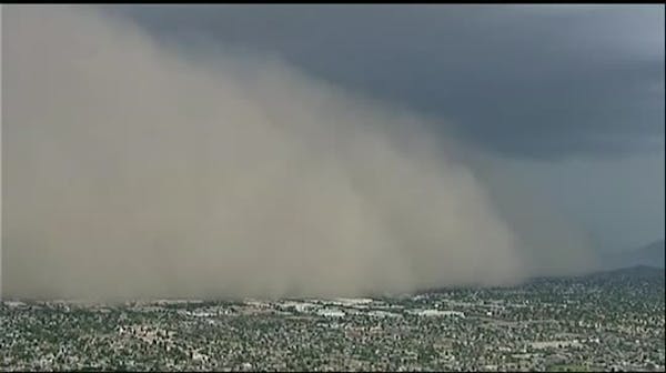 Massive 'Haboob' spawns dust wall across Phoenix