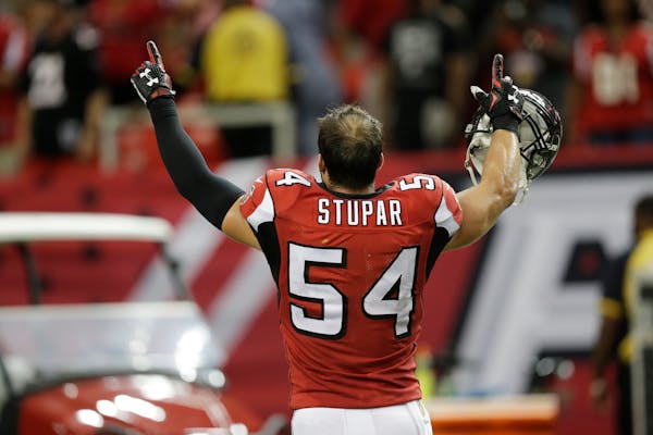 Outside linebacker Nate Stupar celebrated after Atlanta beat Washington 25-19 in overtime Sunday to remain one of the NFL's unbeaten teams at 5-0.