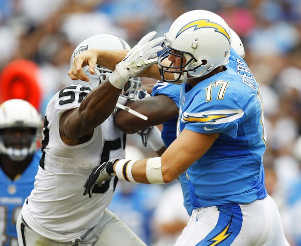 Raiders linebacker Khalil Mack is a master at disrupting a quarterback, as Chargers star Philip Rivers could attest to from last month.