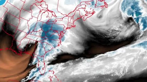 East Coast hunkers down for major blizzard