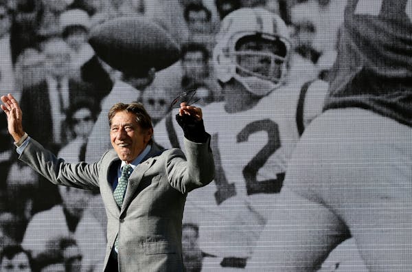 Former football quarterback Joe Namath was introduced before Super Bowl 50 between the Denver Broncos and the Carolina Panthers on Sunday in Santa Cla