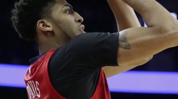 Pelicans' Davis collects 59 points, 20 rebounds
