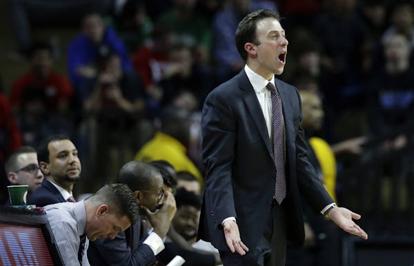 Gophers coach Richard Pitino reacted to a call during Saturday’s loss to Rutgers, a team that was 0-17 in Big Ten play this season.
