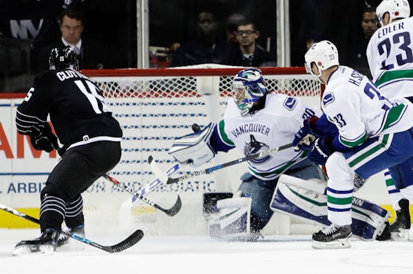 Canucks' bad luck continues