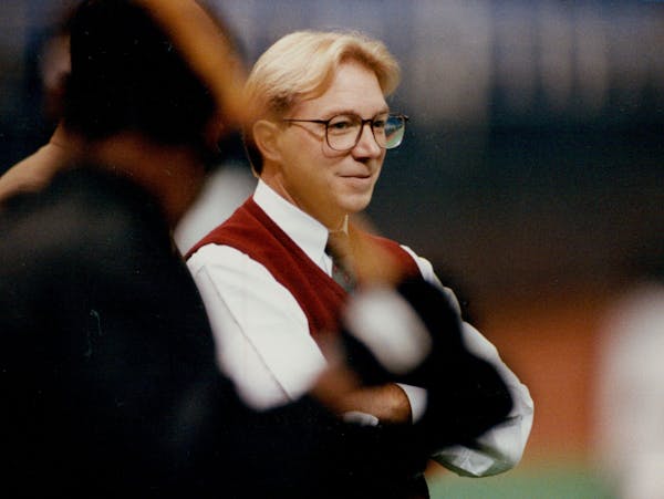 Then-Twins GM Andy MacPhail watched batting practice in September of 1991.