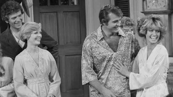 Florence Henderson talks about role on 'Brady Bunch'