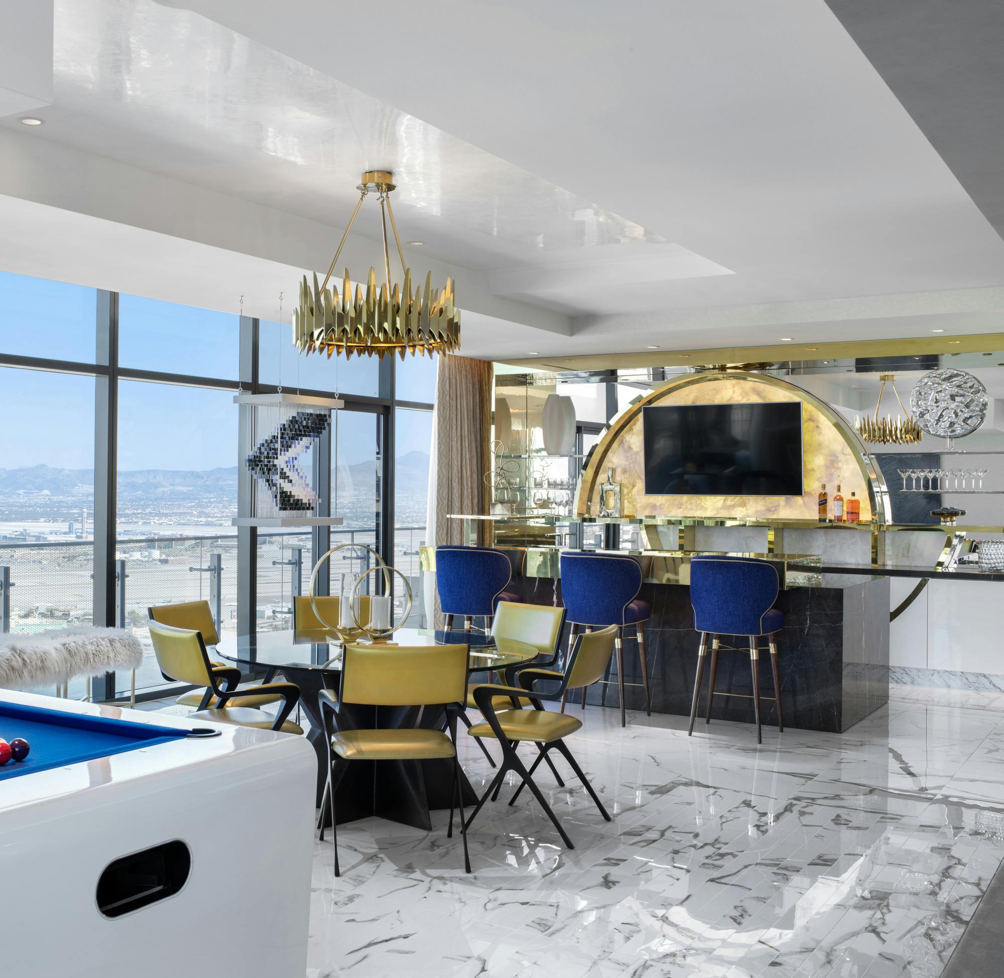 Cosmopolitan Raises Hotel Stakes In Las Vegas With Million Dollar Suites Star Tribune