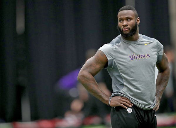 Minnesota Vikings newly acquired running back Latavius Murray worked out at Winter Park in April.