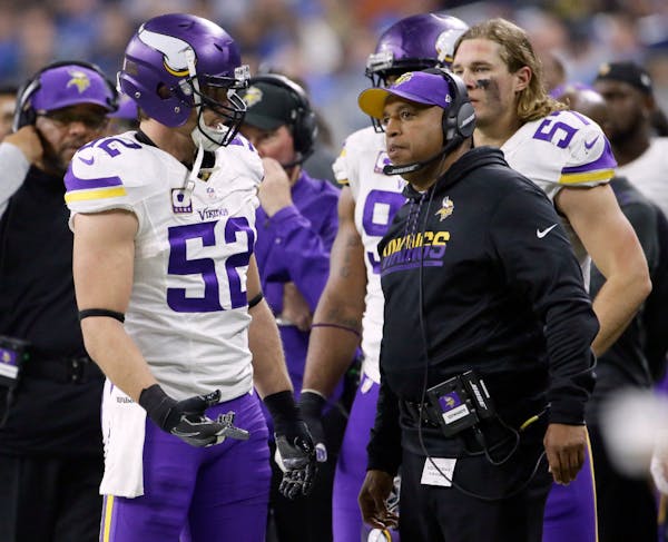 Zimmer to test handing off play calling duties during preseason game