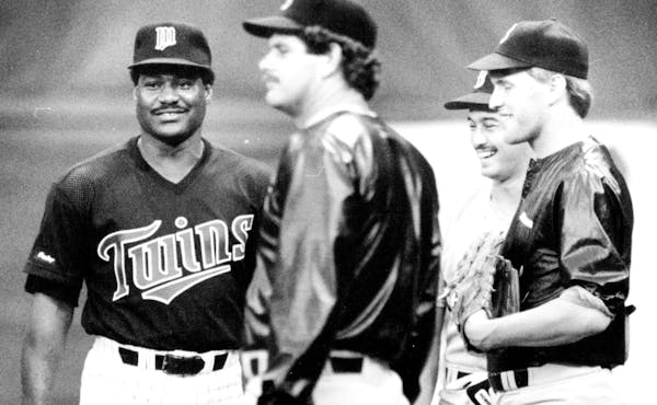 Former MVP Don Baylor, left, joined the Twins for the final month of the 1987 regular season, and left his mark on a group that played into October an