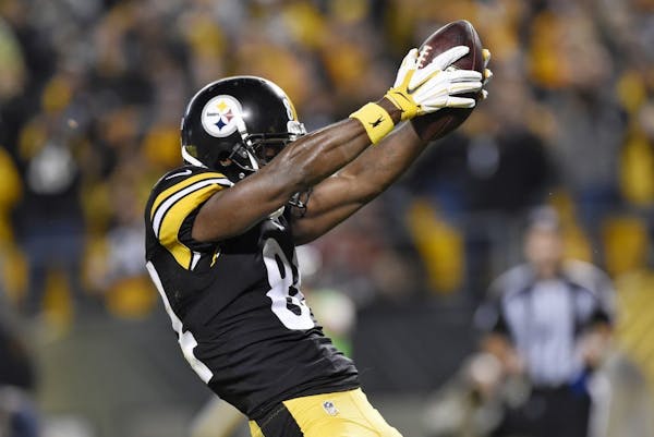 Steelers receiver Antonio Brown caught 11 passes for 182 yards in Week 1 vs. Cleveland.