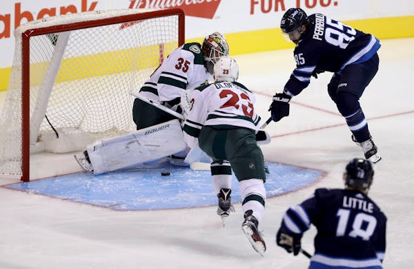 Wild goaltender Niklas Svedberg stopped 22 of 24 shots over two periods in Minnesota's 3-2 shootout victory at Winnipeg in the preseason opener Monday