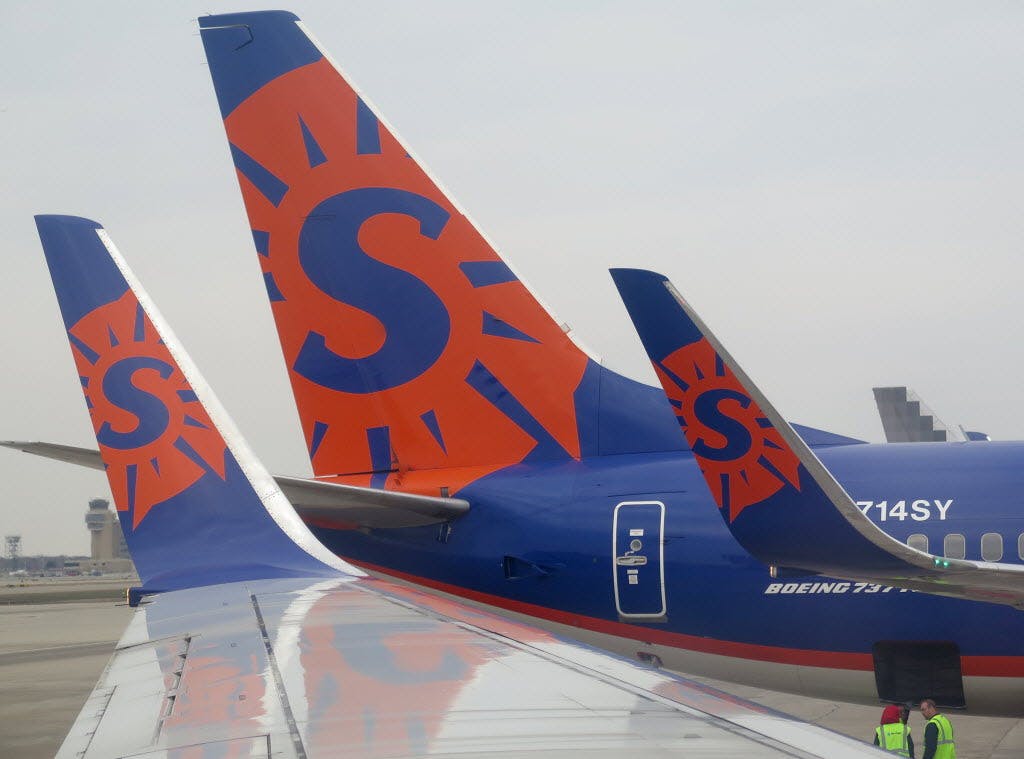 Sun Country Sets New Bag And Seat Fees Carry Ons Will Cost The Most Star Tribune