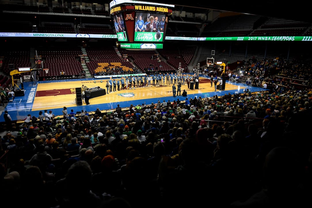 Fans And Lynx Rock The Barn Anew This
