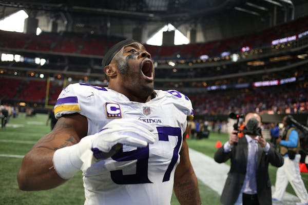 Minnesota Vikings defensive end Everson Griffen (97) celebrated the Vikings 14-9 win over the Falcons at Mercedes -Benz Stadium Sunday December 3, 201
