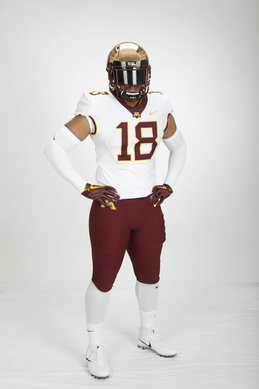 Gophers unveil new football uniforms