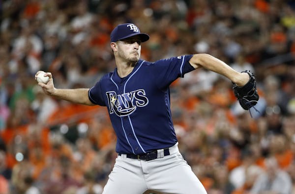 Tampa Bay Rays starting pitcher Jake Odorizzi throws to the Baltimore Orioles during a baseball game in Baltimore, Saturday, Sept. 23, 2017. (AP Photo