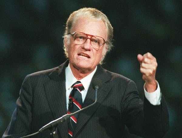 A look back at Billy Graham's life
