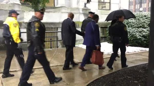 Cosby arrives for first day of jury selection