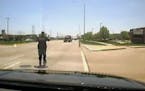 Illinois officer grabs toddler from side of busy road