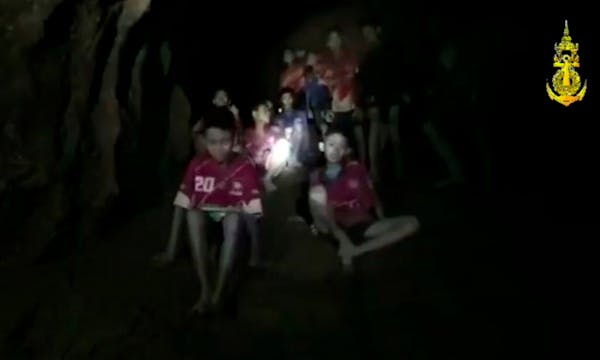 Expert: Many risks for Thai boys trapped in cave