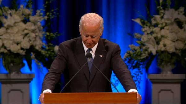 Biden pays tribute to McCain at Arizona service