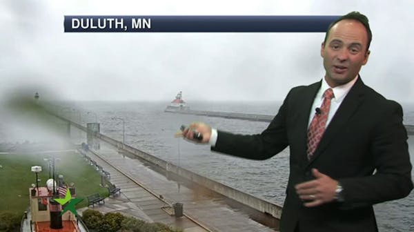 Afternoon forecast: Heavier rain moving in; high 73