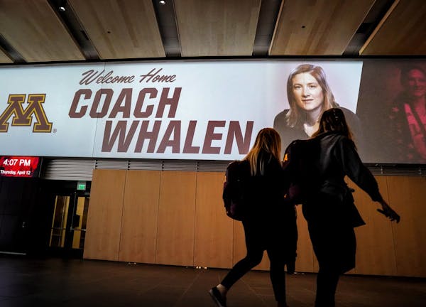 New Gophers basketball coach Lindsay Whalen is returning to her alma mater.