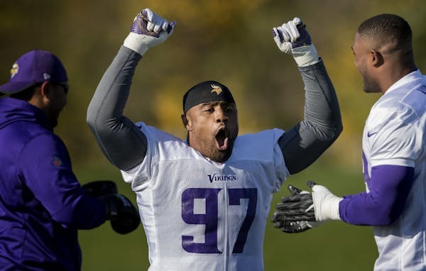 Everson Griffen (97) shouted out to teammates during a practice last season.