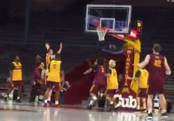The Gophers held an open scrimmage Sunday afternoon.
