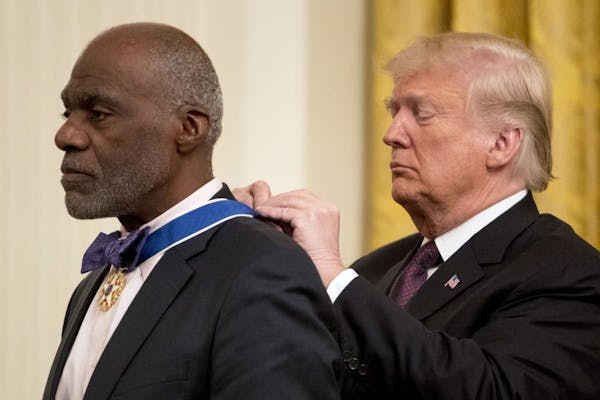 Alan Page honored with Presidential Medal of Freedom