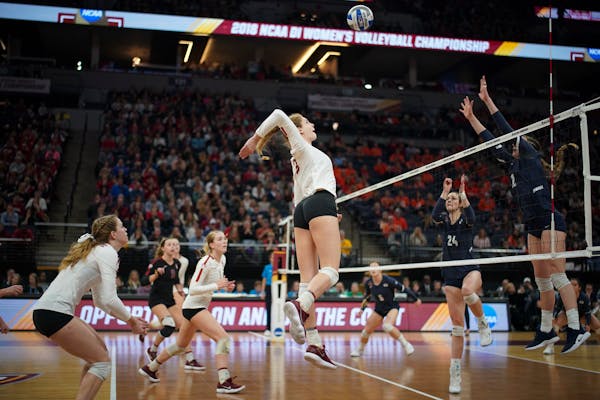 Stanford's Holly Campbell lined up a spike late in the third set against BYU.