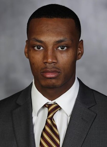 Gophers reserve defensive back Rey Estes transfers to Illinois