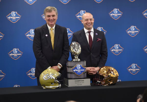 Georgia Tech coach Paul Johnson, left, and Gophers coach P.J. Fleck will meet in this season's Quick Lane Bowl, which is one of 40 bowl games. In 1985