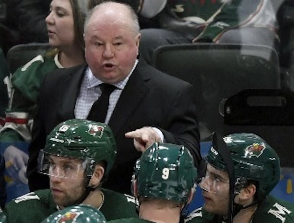Wild coach Bruce Boudreau tried to inspire his players against Pittsburgh on Monday during a timeout in the third period. The Penguins won 3-2.