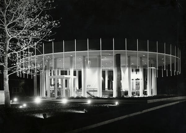 Between 1964 and 1973 Midwest Federal created these bold round banks in Twin Cities suburbs.