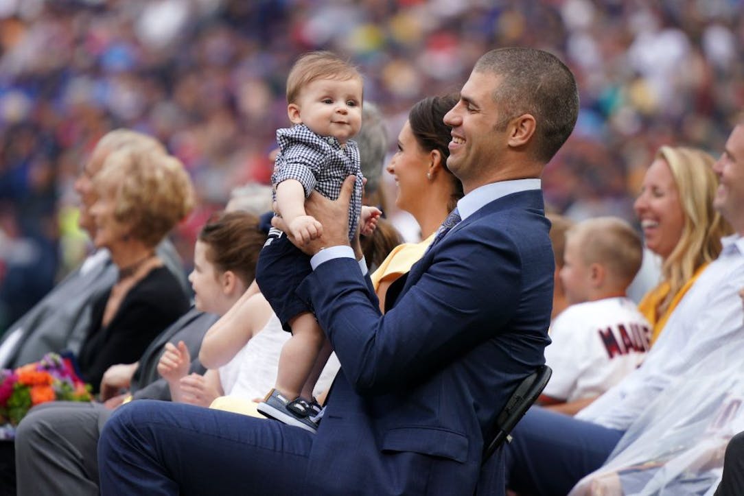 Joe Mauer's speech from the Twins' ceremony to retire his No. 7