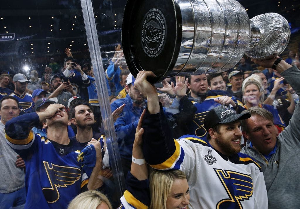 Blues, Barclay gets his Stanley Cup bling