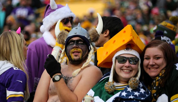 David Lester, a Vikings fan from Phoenix, AZ, went shirtless for much of the game. ] JEFF WHEELER • jeff.wheeler@startribune.com The Vikings lost 38