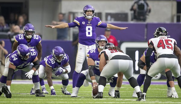 Vikings quarterback Kirk Cousins attempted just 10 passes on Sunday in the season opener.