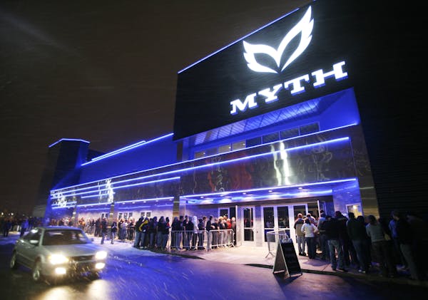 A crowd outside Myth in 2007.