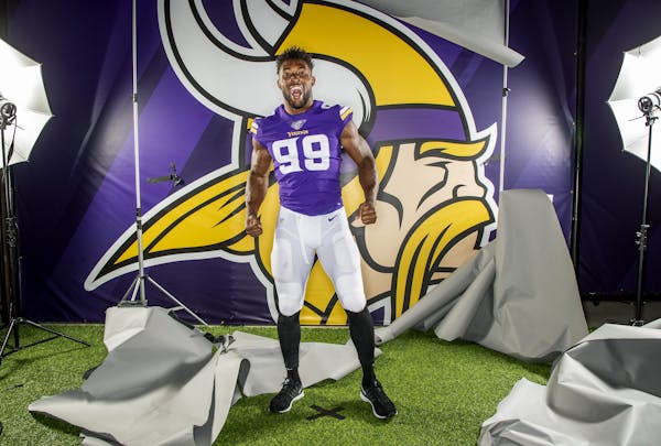 Danielle Hunter struck a pose while Vikings portraits were being shot in August.