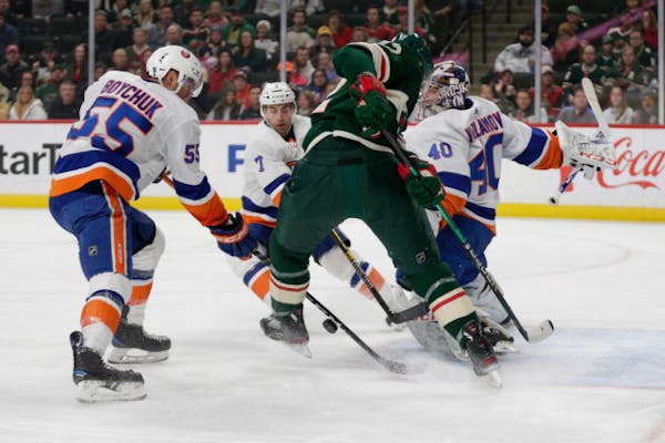 Wild's offense comes up short in 'boring' loss to Islanders