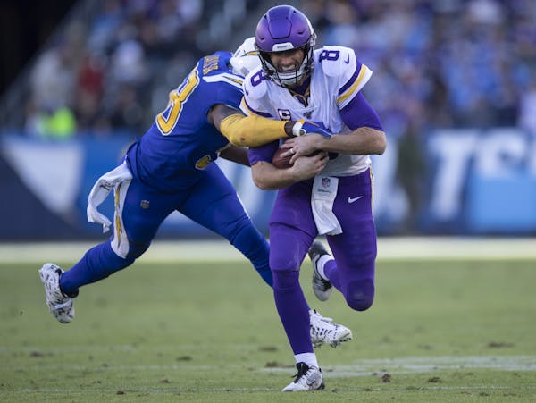 Five Extra Points: Chargers' Ekeler shut down by Vikings