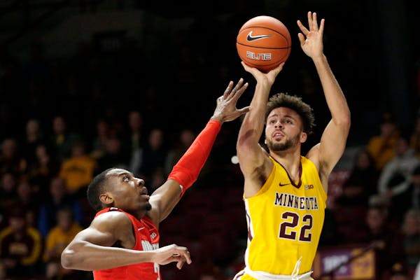 Minnesota guard and three-point shooting ace Gabe Kalscheur talked about Kobe Bryant: “It didn’t matter if he air-balled a bunch of shots. He thou