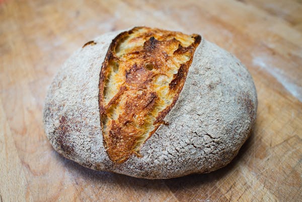 Simple No-Knead #quarantinystarter Sourdough Bread