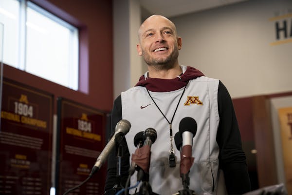 Reusse's mailbag: 'Why do you hate Coach Fleck so much?'