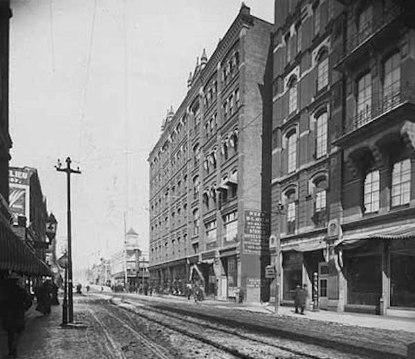 Robert Street between 6th and 7th in St. Paul in 1899 before an ambitious project to widen the street began construction in 1913.