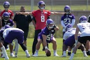 Garrett Bradbury prepared to snap the ball to quarterback Kirk Cousins during the first day of training for Vikings rookies last July.