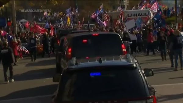 Trump cheered by supporters on D.C. streets